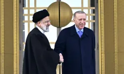 Cumhurbaşkanı Erdoğan, İran Cumhurbaşkanı Reisi'yi resmi törenle karşıladı