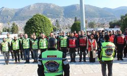 Enkaz kentte motorculardan birlik mesajı