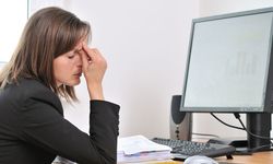 Ofis şıklığında kumaş detayı: Yazın ve kışın hangi kumaşlar tercih edilmeli? Ofiste ne giyilmeli?