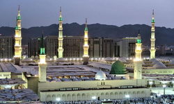 Suudi Arabistan'da Müslüman çiftlere Mekke ve Medine'de nikah kıyma izni