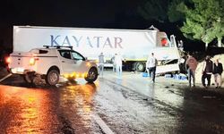 TIR ile transit çarpıştı:1 ölü, 3 yaralı