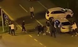 Ümraniye’de kaza sonrası sokak ortasında kavga kamerada