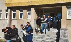 Uyuşturucu sattığı kişileri ifşa etti: 12 gözaltı