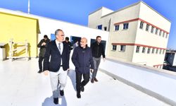 Başkan Tunç Soyer: Uzundere'deki belediye hizmet binasının yüzde 90'ı tamamlandı