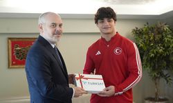 Akif Çağatay Kılıç: Alperen'in şimdiki hedefi olimpiyat şampiyonluğu