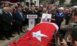 Bornova'da yas... Sırrı Aydoğan, son yolculuğuna uğurlandı