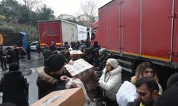 Beşiktaş Belediyesi deprem bölgesine 131 yardım tırı gönderdi