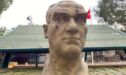 Atatürk büstüne çirkin saldırı!