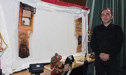 Eskişehirli tiyatrocu 20 yıldır ramazan aylarında Karagöz oynatıyor