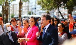 Helil Kınay İzmirspor'u ziyaret etti: Hem ışığımızı hem de dayanışmamızı büyüteceğiz