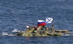Savaşta gerilim arttı: Ukrayna iki Rus gemisini vurdu