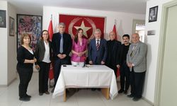 Zafer Partisi İzmir İl Başkan Yardımcısı, Vatan Partisi’ne katıldı