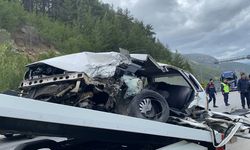 2 otomobilin çarpıştığı kazada 1 ölü 7 yaralı