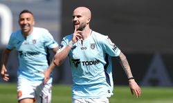 5 gollü düellonun galibi Başakşehir