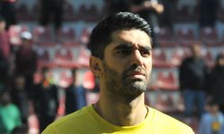 Ali Karimi sezonu kapattı