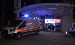 Ambulans ile ticari taksi çarpıştı: 4 yaralı