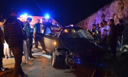 Didim'de, yolcu otobüsüyle çarpışan otomobilde ölen 4 kişi dünürmüş
