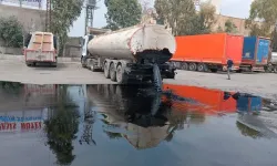 26 ton petrol yola döküldü