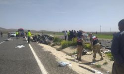 Şanlıurfa'da feci kaza: 1'i polis 4 ölü