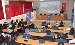 Üniversite şehir buluşmalarında 'Dünden bugüne Diyarbakır turizmi' konuşuldu