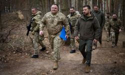 Zelenskiy: Bir ayda Rusya 400'den fazla füze ile saldırdı