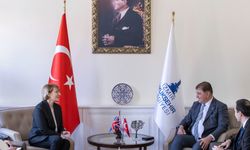 Birleşik Krallık Türkiye Büyükelçisi Başkan Tugay ile görüştü