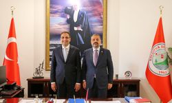Başkan Yiğit, CHP İzmir İl Başkanını ağırladı