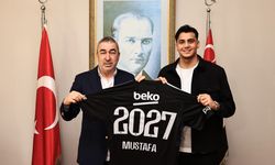 Beşiktaş'ta Mustafa Erhan Hekimoğlu’nun sözleşmesi yeniledi