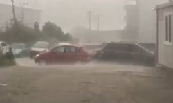 Bursa'da sağanak yağış ve dolu hayatı felç etti