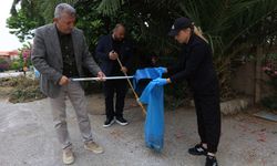 Güzelbahçe’de halk-belediye birlikte sokakları temizledi