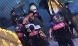 İzmir'de kavgaya müdahale eden polislere saldırı