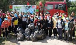 “Orman Benim” etkinliğinde yarım saatte 1 ton çöp toplandı