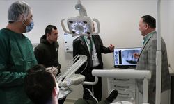 Özbekistan'dan gelen üniversite heyeti Türk diş hekimlerinin deneyimlerinden faydalanıyor