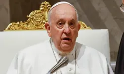 Papa hakkında cinsiyetçilik iddiası şoke etti