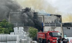 Tekstil fabrikasında çıkan yangın kontrol altına alındı