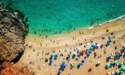 Antalya’nın sıcak kumsallarında muhteşem tatil seçenekleri