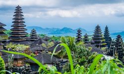 Bali'ye rüya gibi bir yolculuk: Tropik cenneti keşfedin!