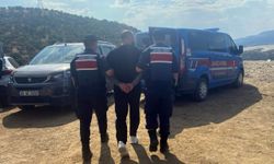 İzmir'de 1 kişinin ölümü, 2 kişinin yaralanmasına ilişkin aranan şüpheli Manisa'da yakalandı