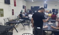 İzmir'de mobilya atölyesini kumarhaneye çevirmişler