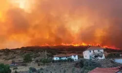 Salihli'deki orman yangını kontrol altına alındı: 2 mahalle boşaltıldı