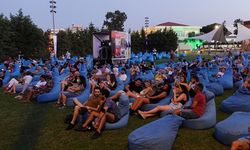 İzmir'de açık havada sinema keyfi başlıyor