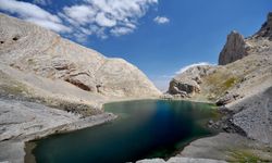 Bolkar dağlarındaki Karagöl ve Çini Göl: Niğde'nin doğal incisi