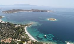 İzmir’in saklı cenneti: Orak Adası
