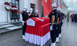 Kolon kanseriyle mücadele eden polis için tören düzenlendi