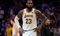 LeBron James, Los Angeles Lakers'la 104 milyon dolarlık 2 yıllık anlaşmaya vardı