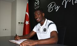 Manisa FK, Kwasi Wriedt'i kadrosuna kattı