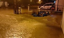 Sinop'ta şiddetli yağış taşkınlara yol açtı