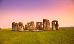 Stonehenge tarihçileri ikiye böldü: 5 bin yıllık taşlar nasıl ortaya çıktı?