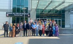 Zonguldak Bülent Ecevit Üniversitesi'nde Türk Edebiyatı söyleşisi gerçekleştirildi