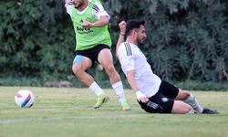 Altay hazırlık maçında Menemen FK'yı 5 golle geçti